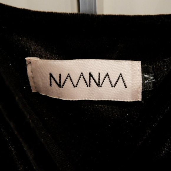 NaaNaa LF Velvet Jumpsuit BLACK - Picture 2 of 3